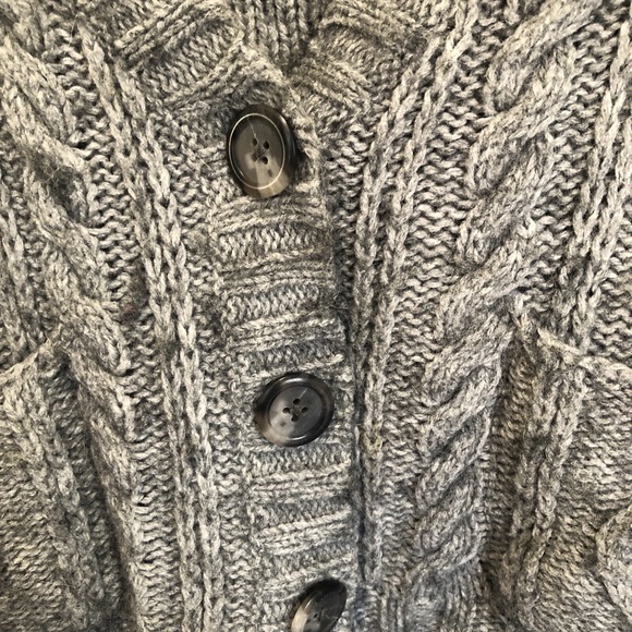 Alpaca Sweater Banana Republic Crop S/S Cardigan Cable Knit Gray Button XS Women - Picture 4 of 13